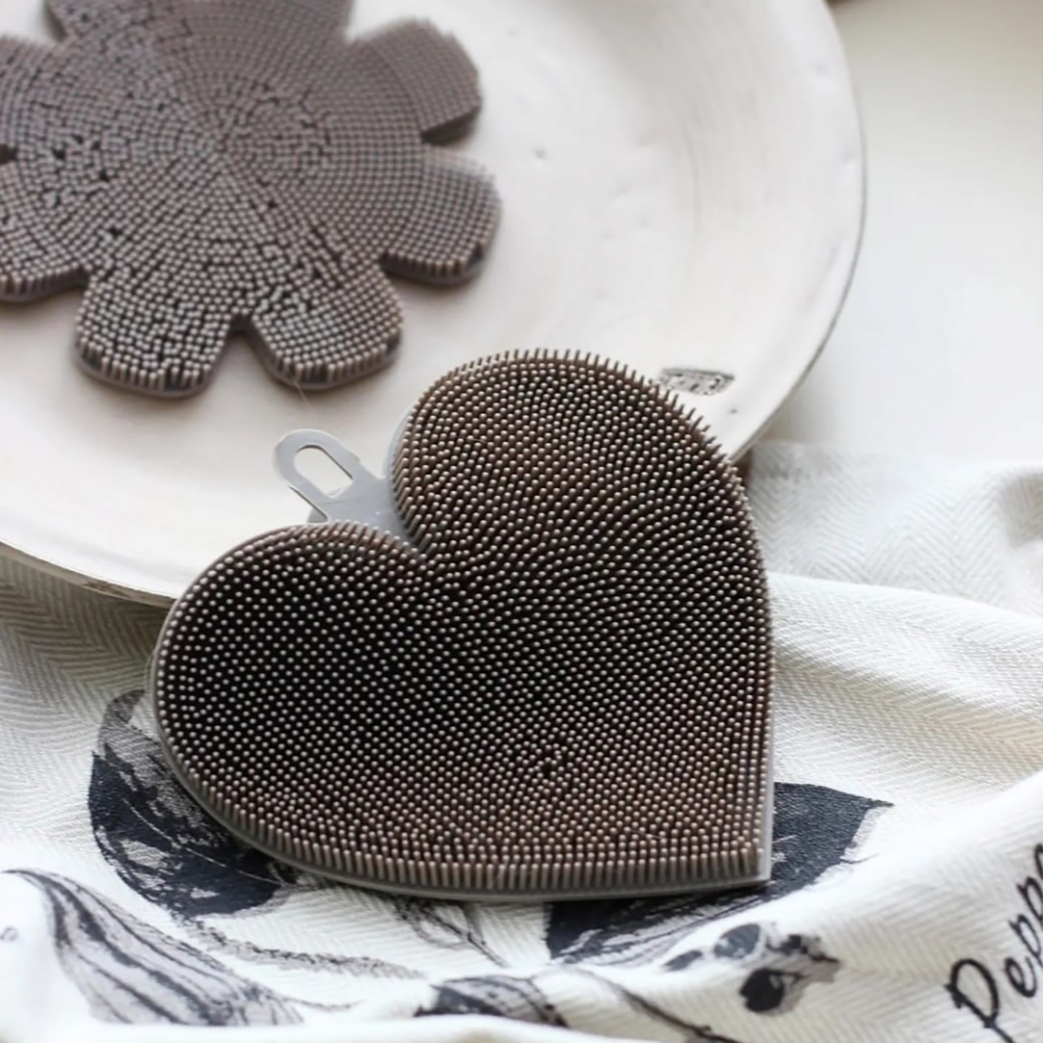 Щетка для мытья овощей и фруктов Selecta цвет в ассортименте