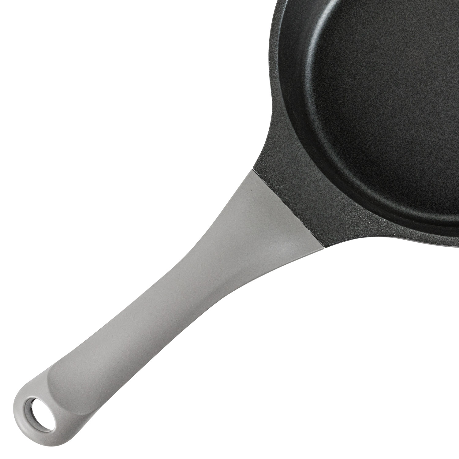 Сковорода DOMEO Black classic 20 см с антипригарным покрытием