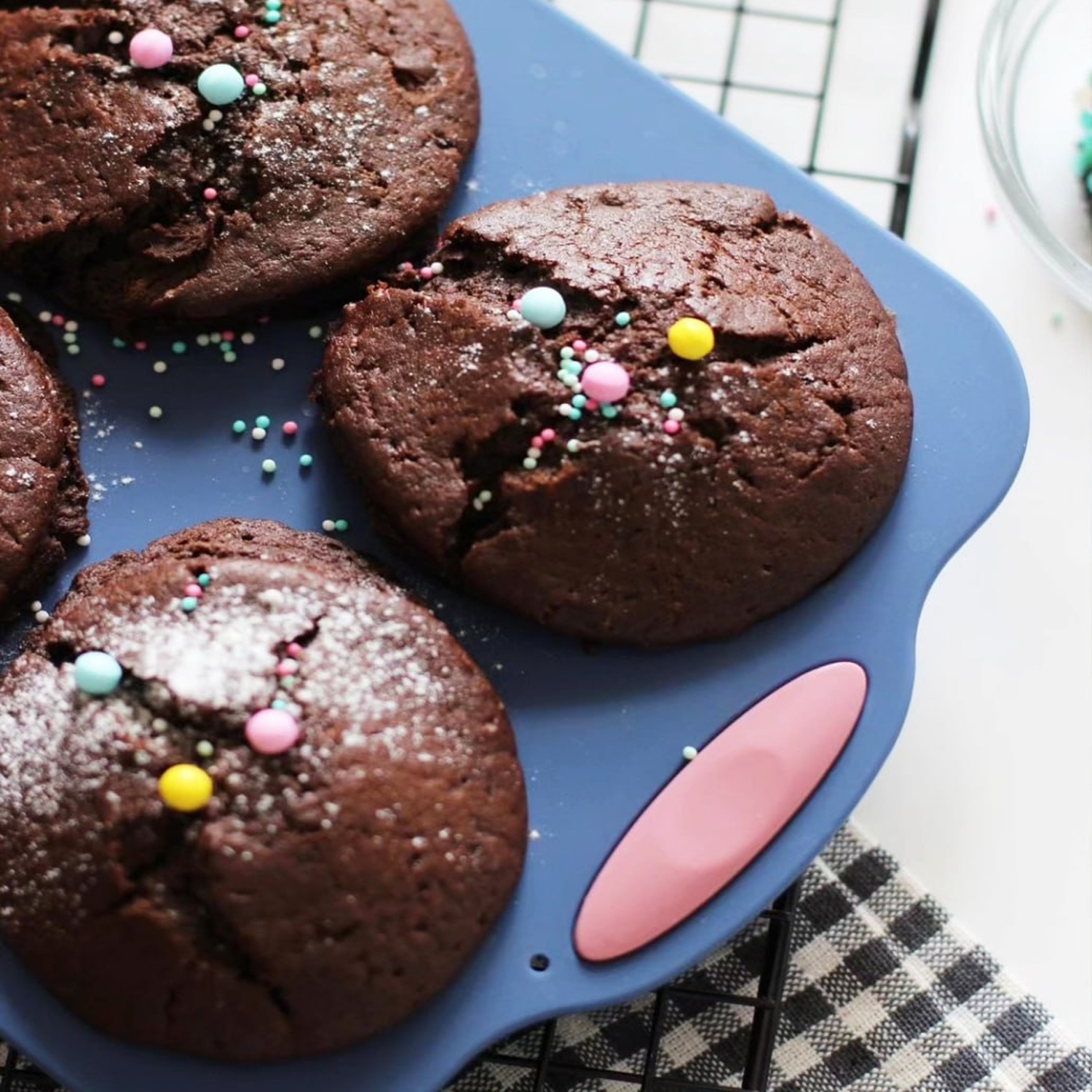 Форма для выпечки DOMEO «Саварен» 29,8x20,5 см на 12 ячеек