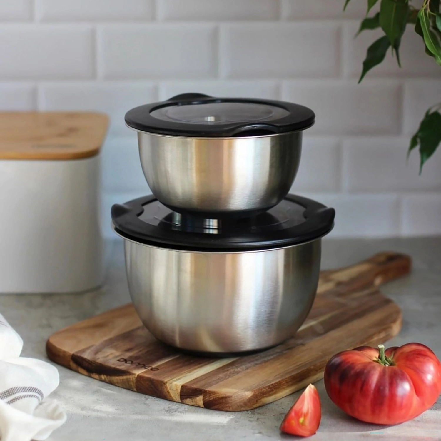 Миска DOMEO Daisy 14 см с крышкой