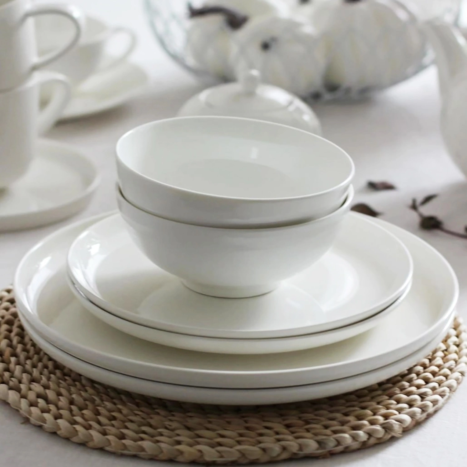 Тарелка обеденная DOMEO «Белая классика» 26,5 см